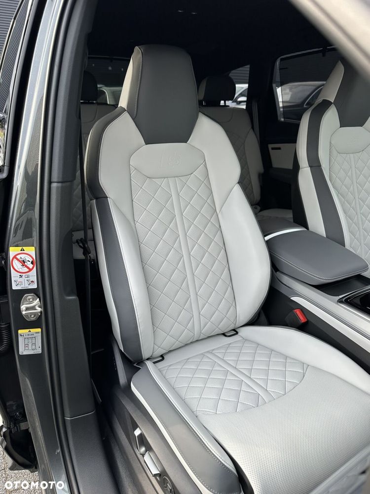 Audi Q7 - 25