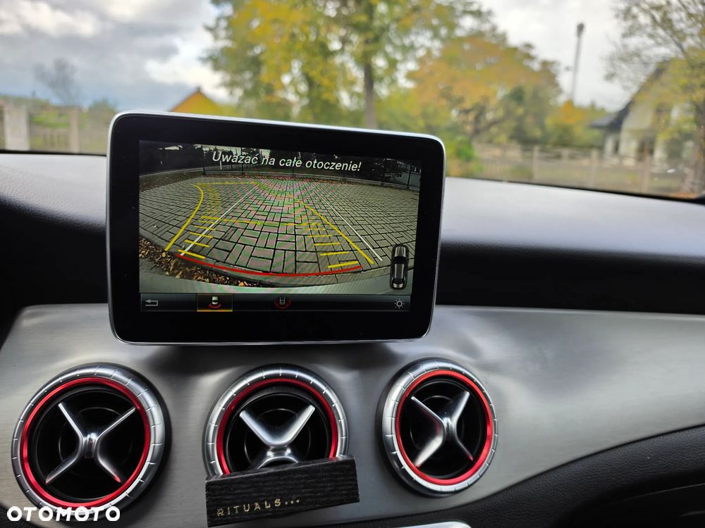 Mercedes-Benz CLA 180 d 7G-DCT AMG Line - 23