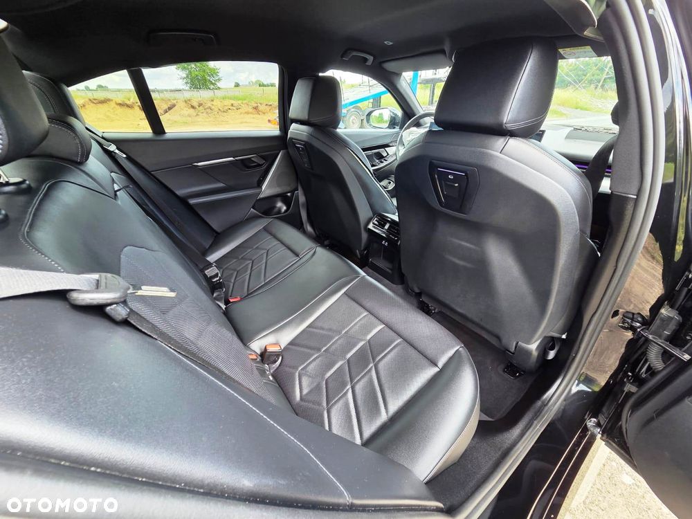 BMW Seria 5 520d mHEV M Sport - 29