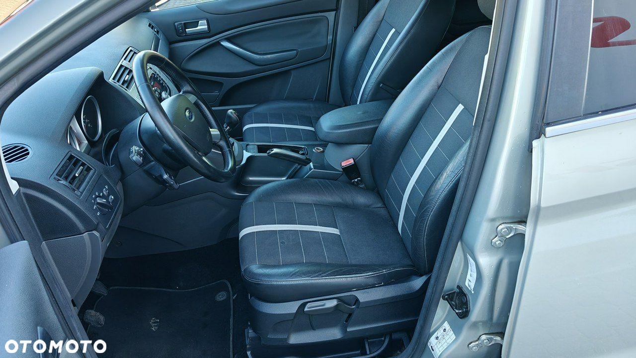 Ford Kuga 2.0 TDCi Trend FWD - 6