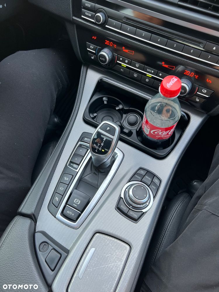 BMW Seria 5 535i xDrive - 11