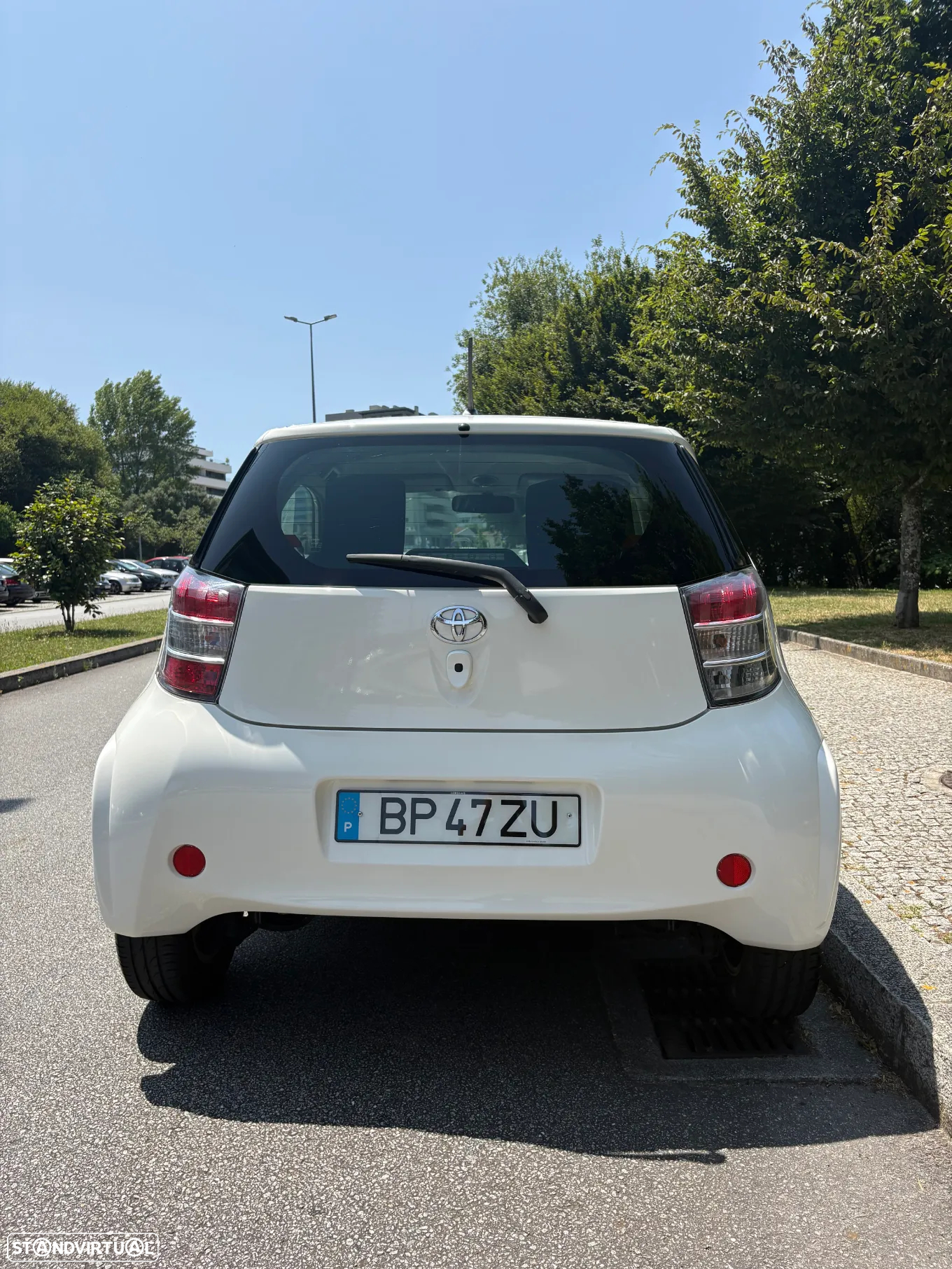 Toyota iQ 1.0 VVT-i - 6