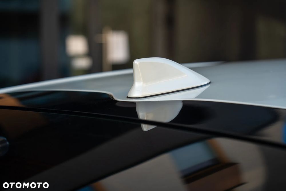 Toyota Prius 1.8 HSD Prestige - 15