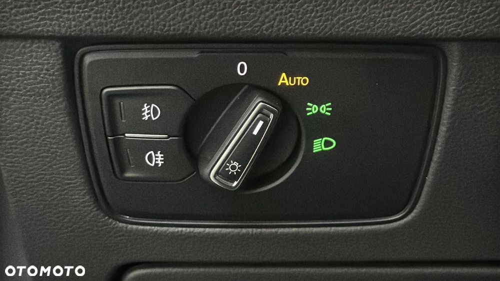 Volkswagen Passat 2.0 TDI EVO Business DSG - 29