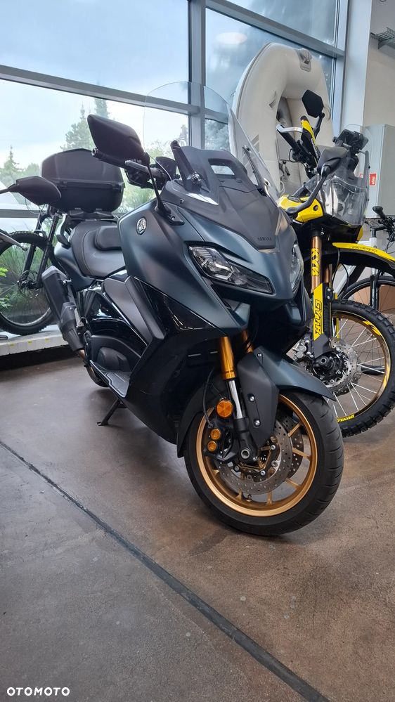 Yamaha Tmax - 2