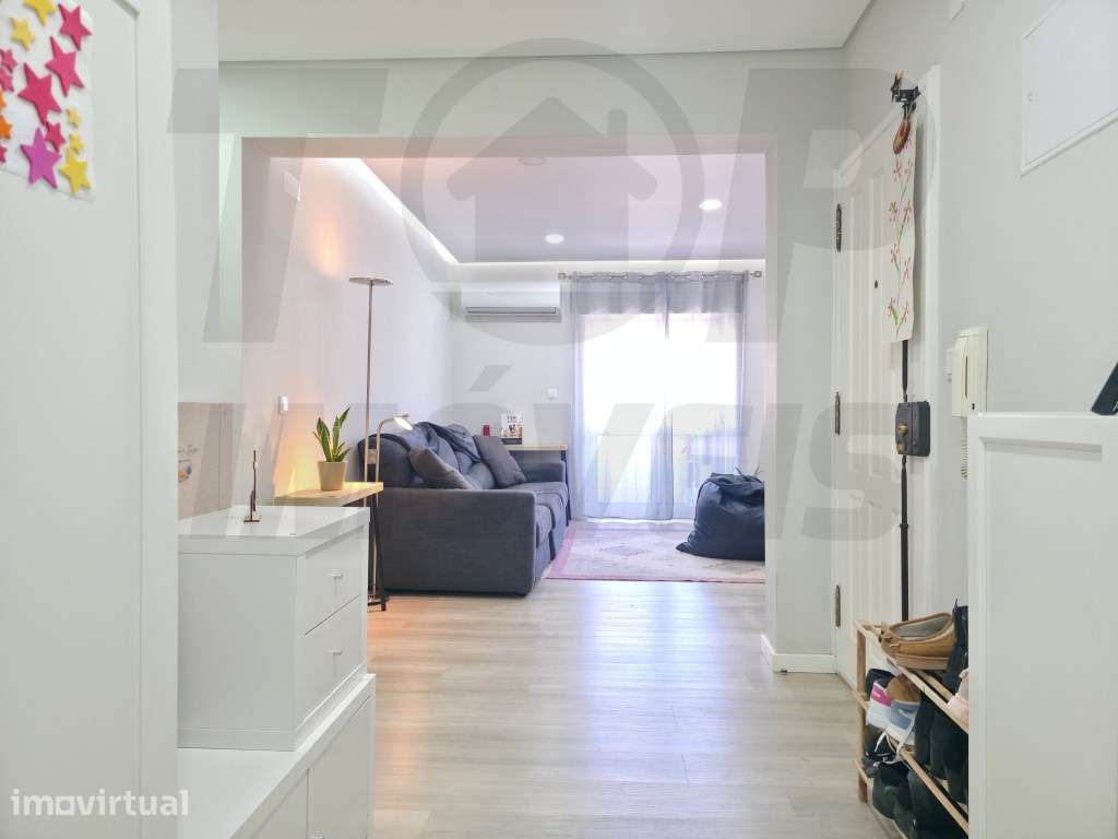Apartamento T3 Remodelado c/2 Varandas e Carregamento Elétrico - Bo... - Grande imagem: 5/19