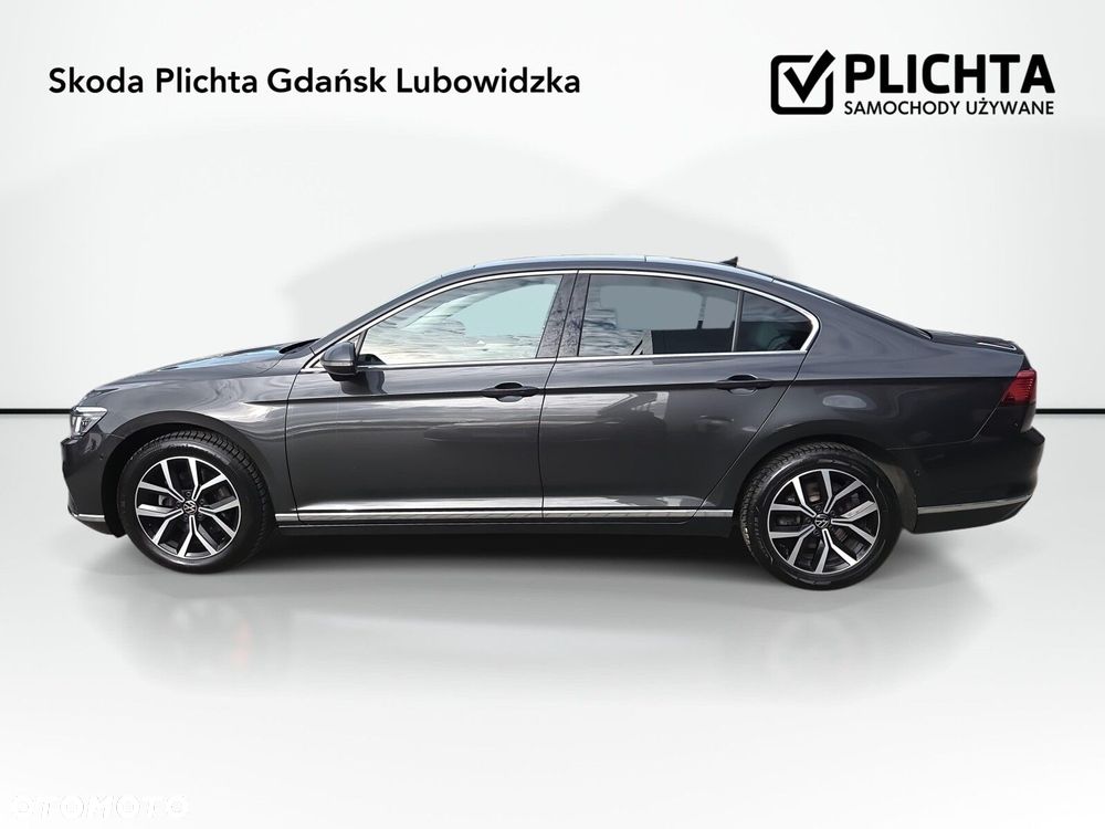Volkswagen Passat 2.0 TDI Elegance DSG - 9