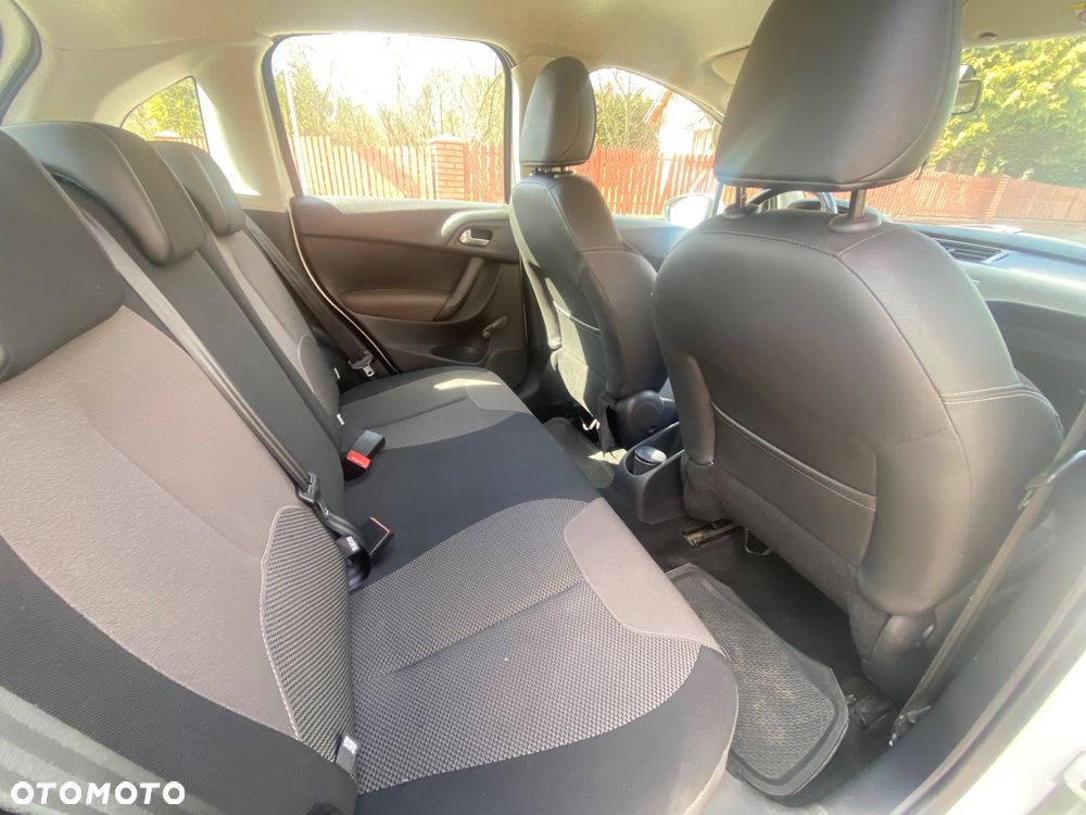 Citroën C3 1.4 HDi First - 10