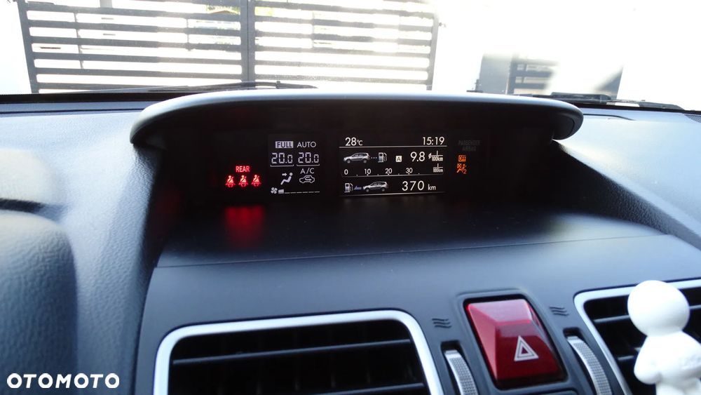 Subaru Forester 2.0 i Exclusive Lineartronic - 19