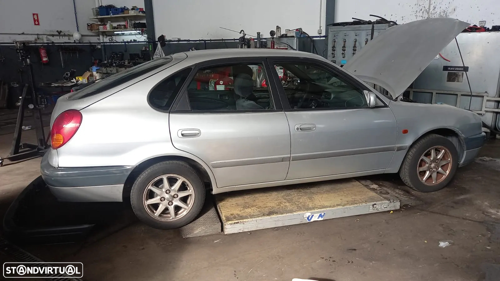 Portas Toyota Corolla E11 Liftback 1.4 de 1999 - 2