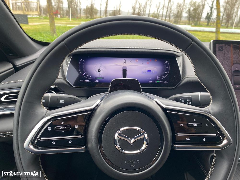 Mazda 6e 68.8 kWh Takumi - 19