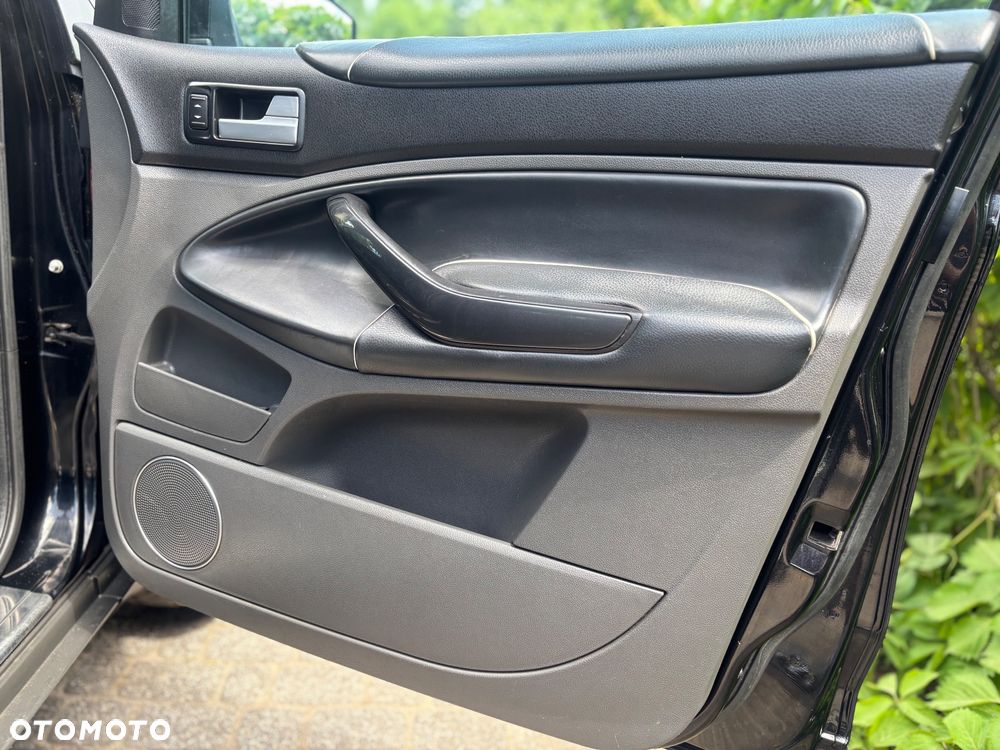 Ford Kuga 2.0 TDCi Individual - 25
