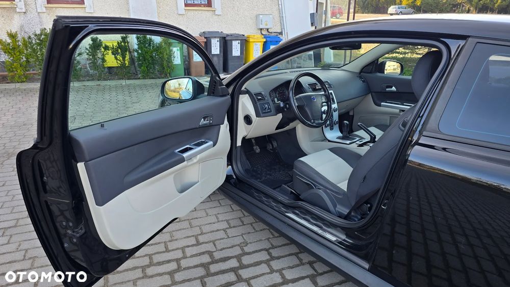 Volvo C30 1.6 Momentum - 7