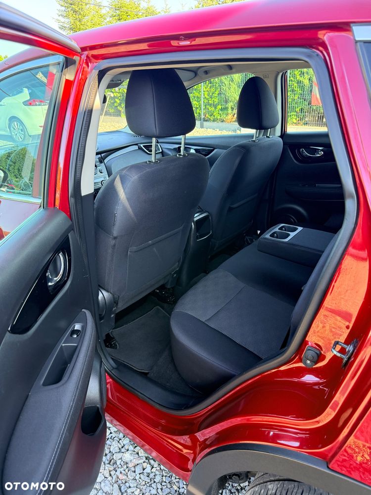 Nissan Qashqai 1.2 DIG-T N-Vision - 9