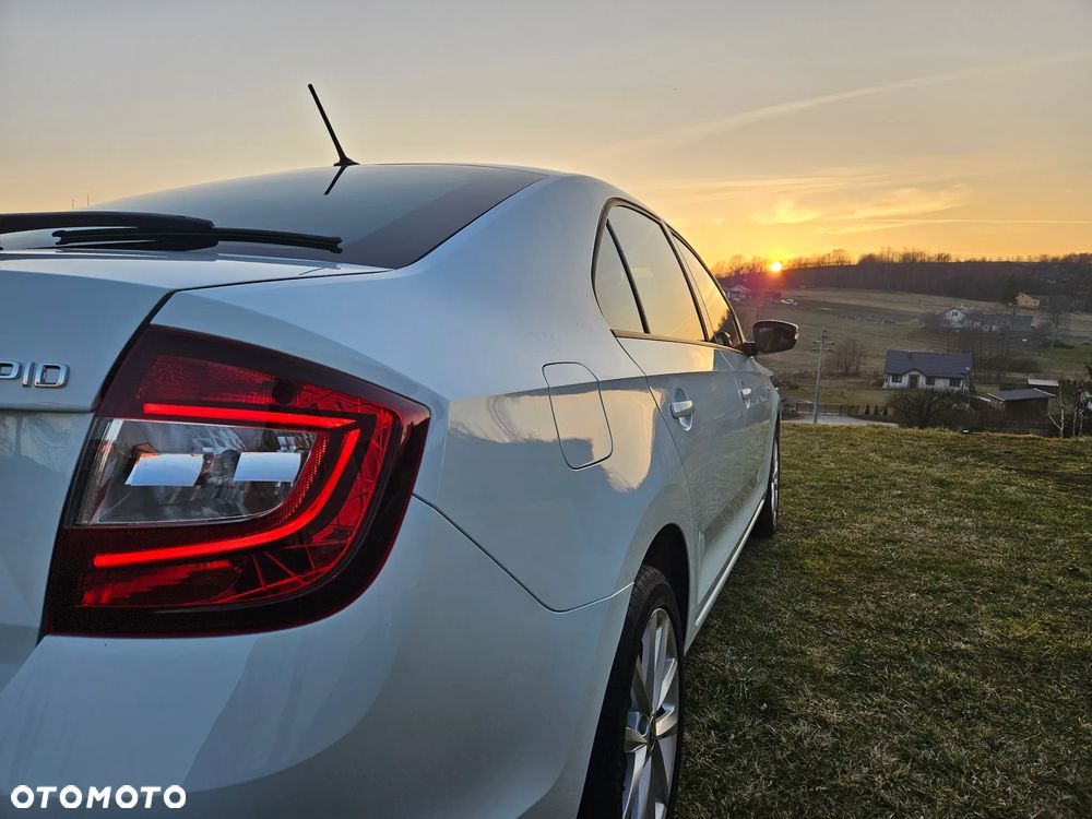 Skoda RAPID 1.0 TSI Clever - 12