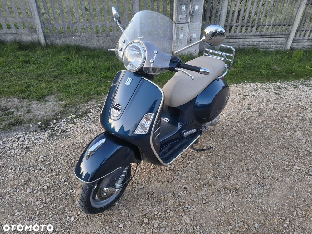 Piaggio Vespa - 1