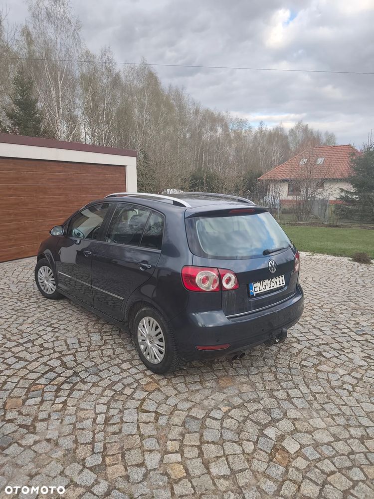 Volkswagen Golf Plus 2.0 TDI DPF Highline - 3