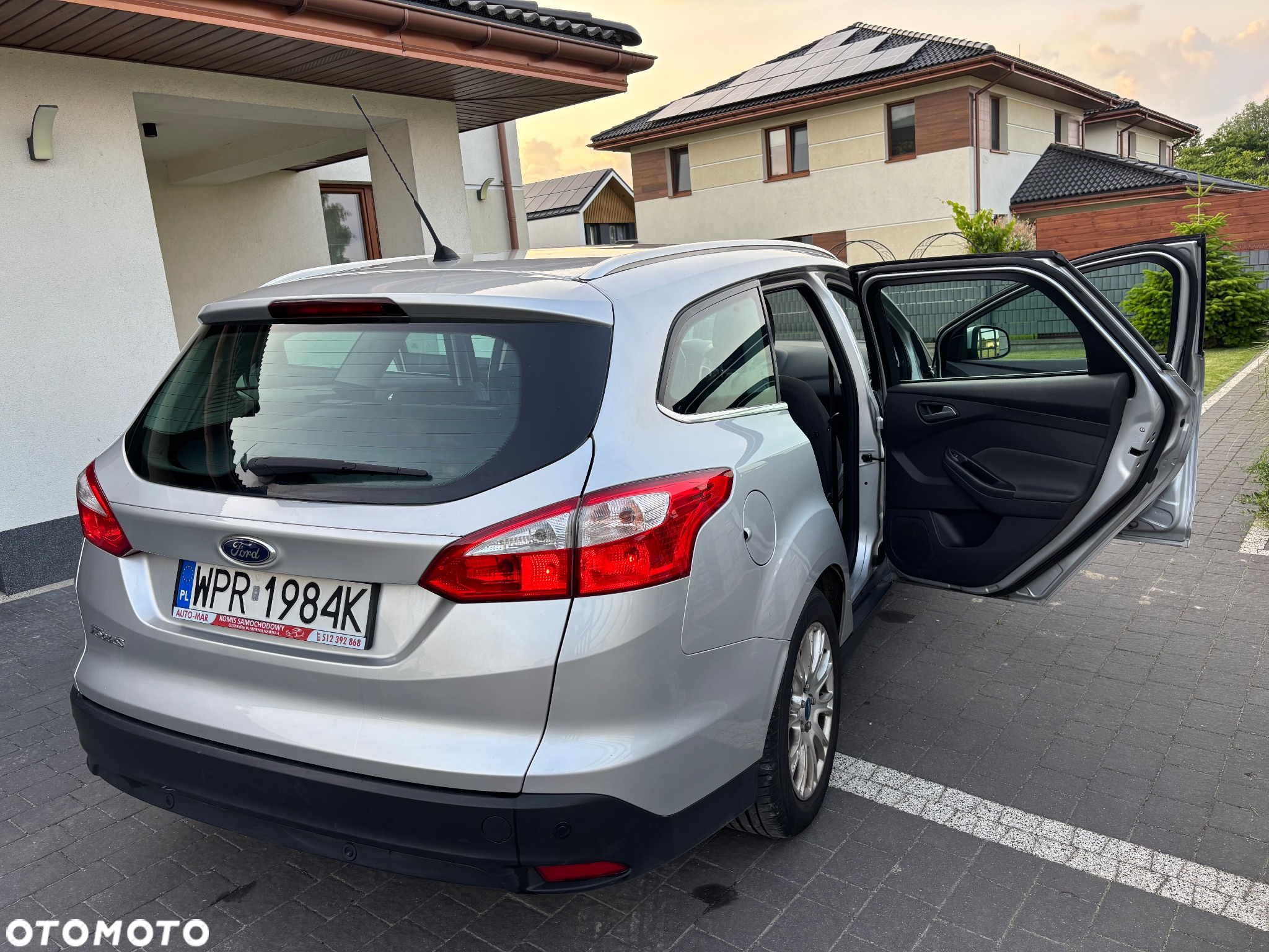 Ford Focus 1.6 Ambiente - 14