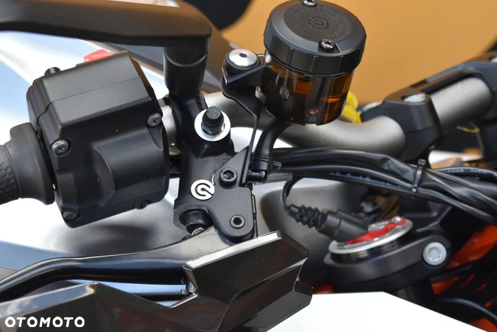 KTM Super Duke - 38