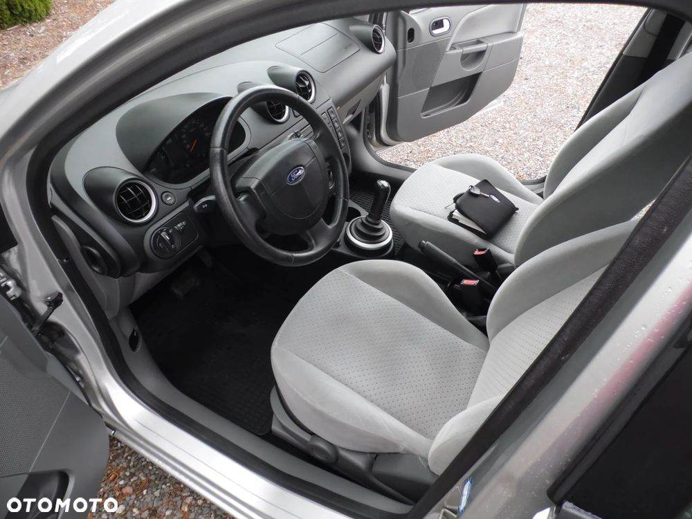 Ford Fiesta 1.4 Durashift-EST Ghia - 4