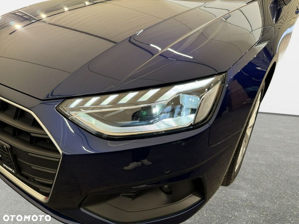 Audi A4 Avant - 10