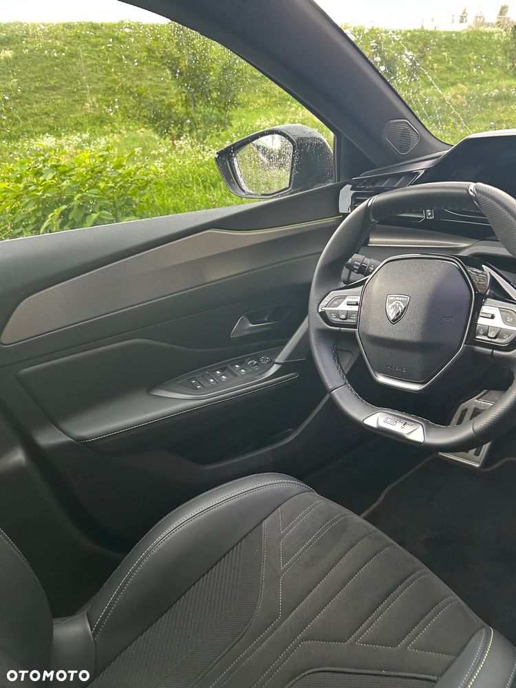Peugeot 408 - 16