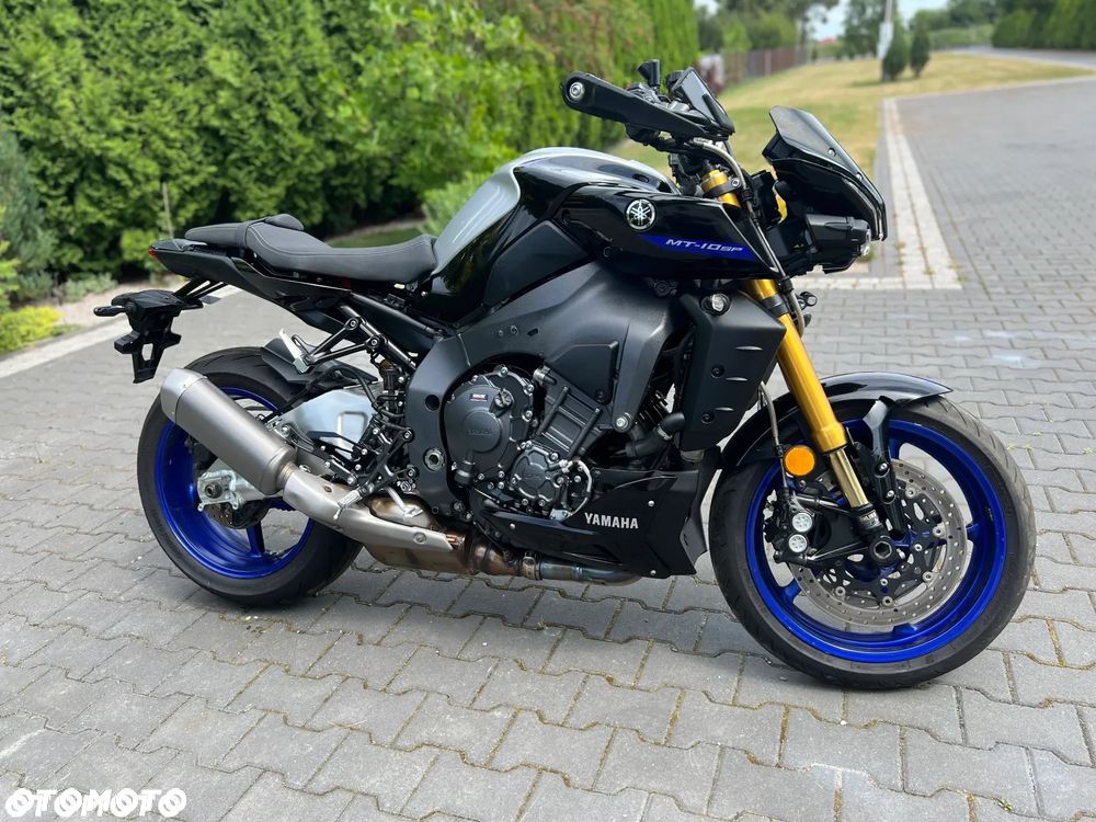 Yamaha MT - 9