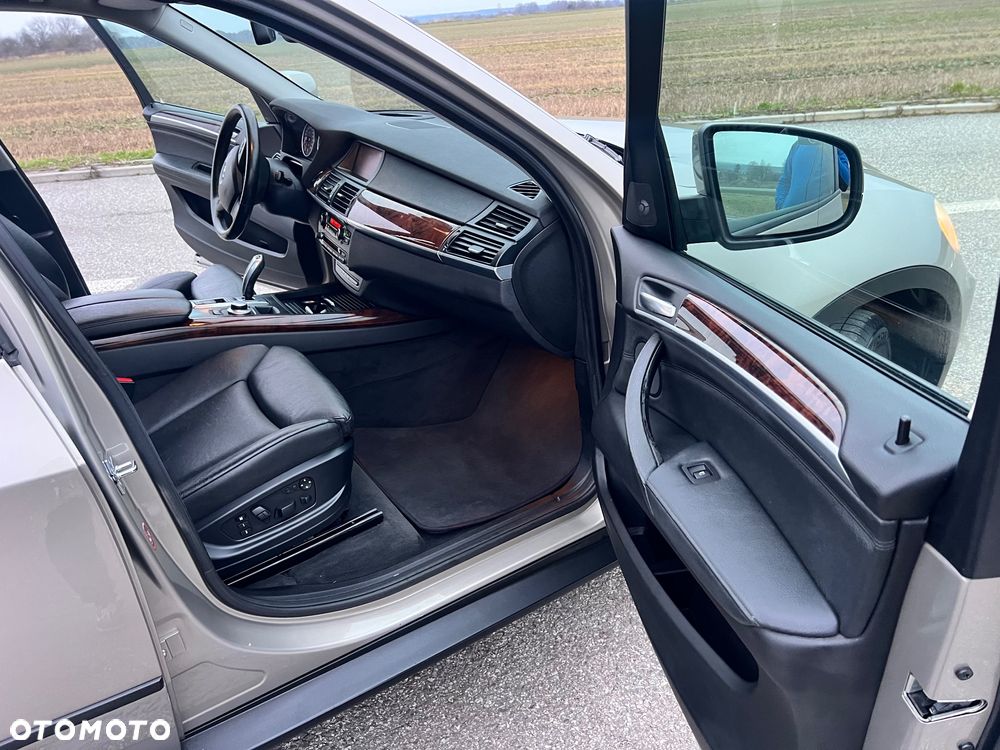 BMW X5 xDrive30d - 12