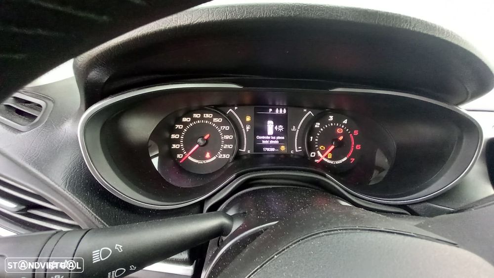 Fiat Tipo Station Wagon 1.6 M-Jet Lounge Tech DCT - 4