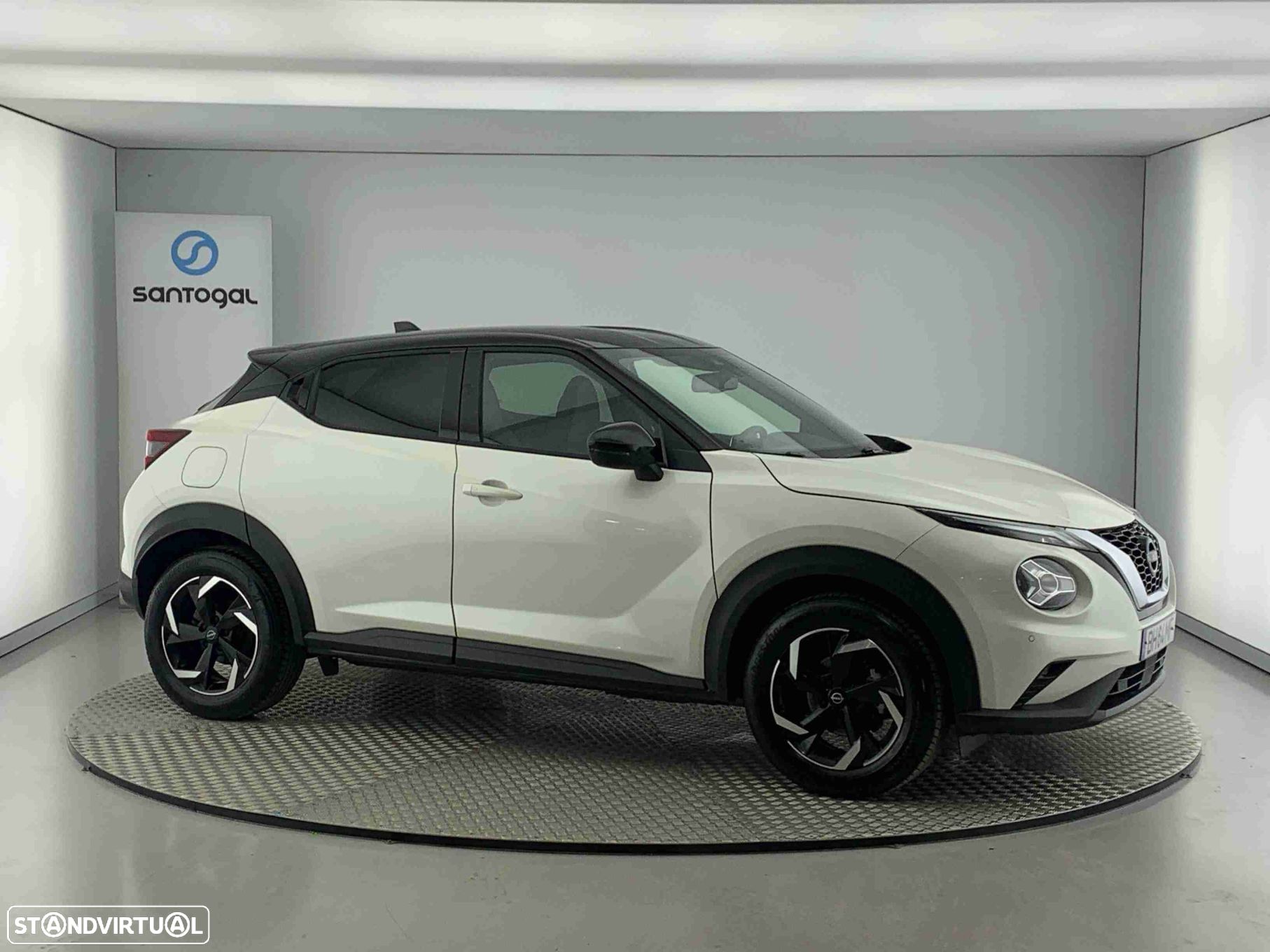 Nissan Juke 1.0 DIG-T N-Connecta NAV.+TwoTone NC DCT - 1