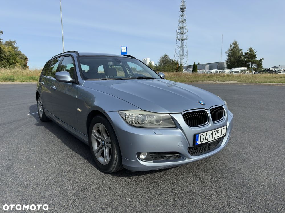 BMW Seria 3 320i Edition Sport - 3