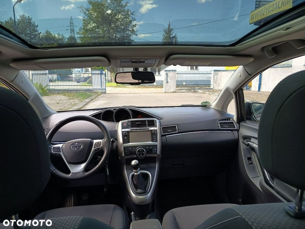 Toyota Verso - 9