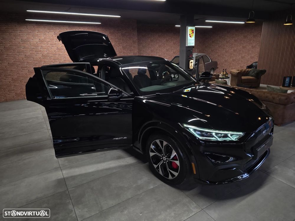 Ford Mustang Mach-E AWD PREMIUM - 21