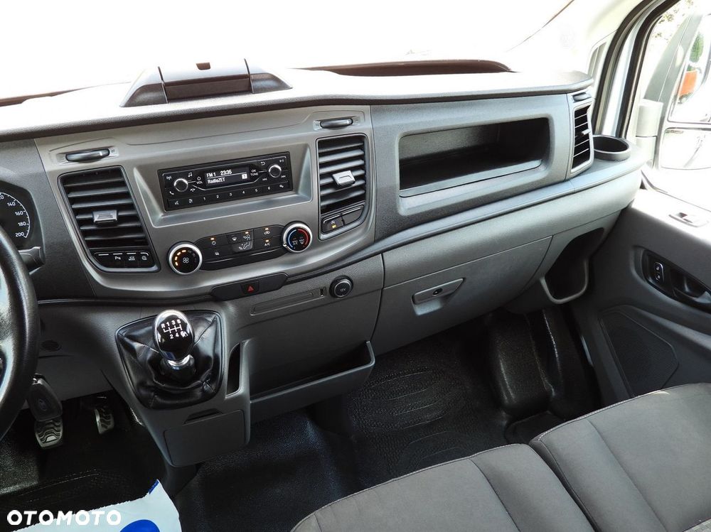 Ford TRANSIT FURGON BRYGADÓWKA 6 MIEJSC TEMPOMAT KLIMATYZACJA  185KM - 30