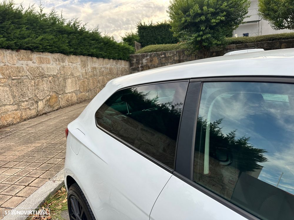 SEAT Leon SC 1.6 TDI DPF S&S I-Tech - 17