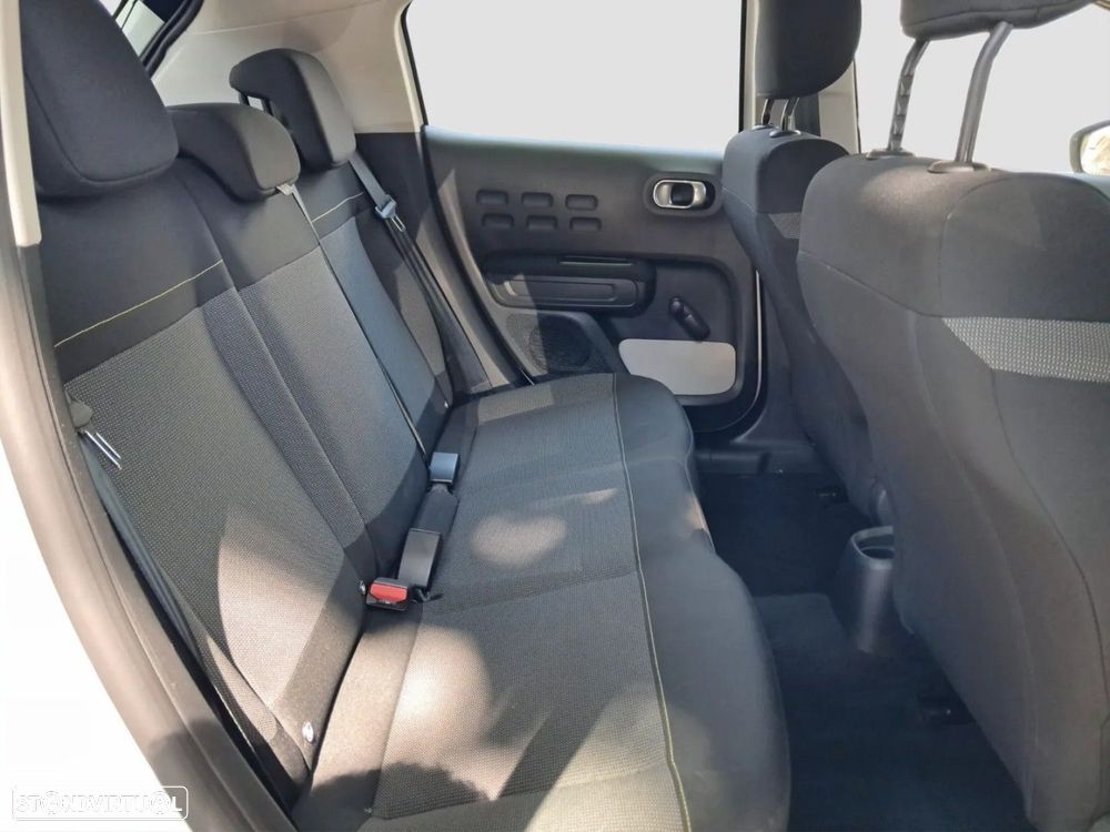 Citroën C3 1.2 PureTech Shine — fotografia 14
