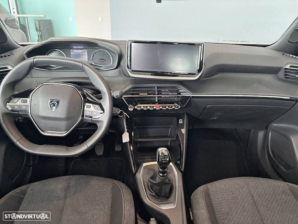 Peugeot 2008 1.2 PureTech Style - 8