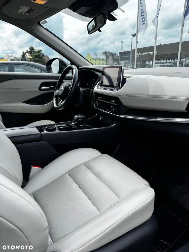 Nissan Rogue - 38
