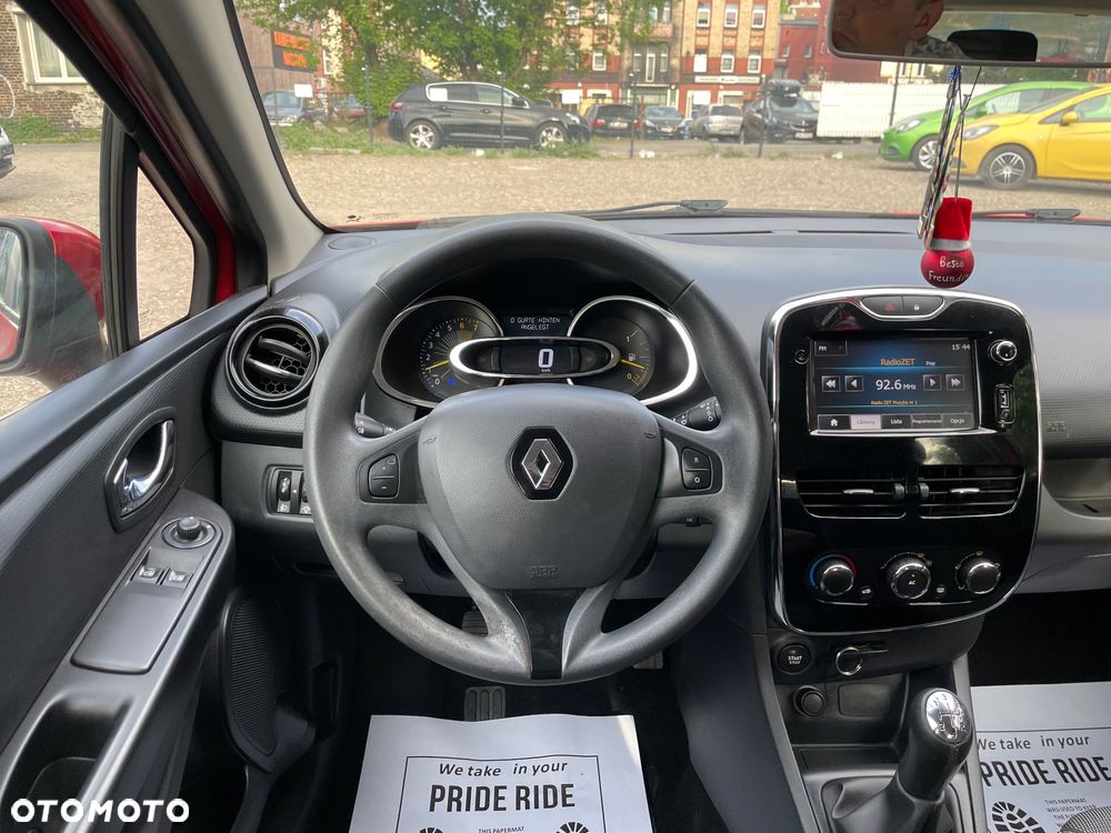 Renault Clio - 20