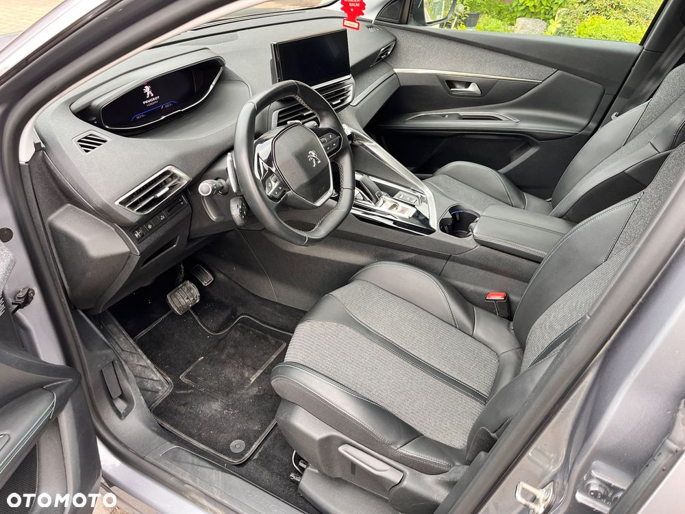 Peugeot 3008 1.2 PureTech Allure Pack S&S EAT8 - 11