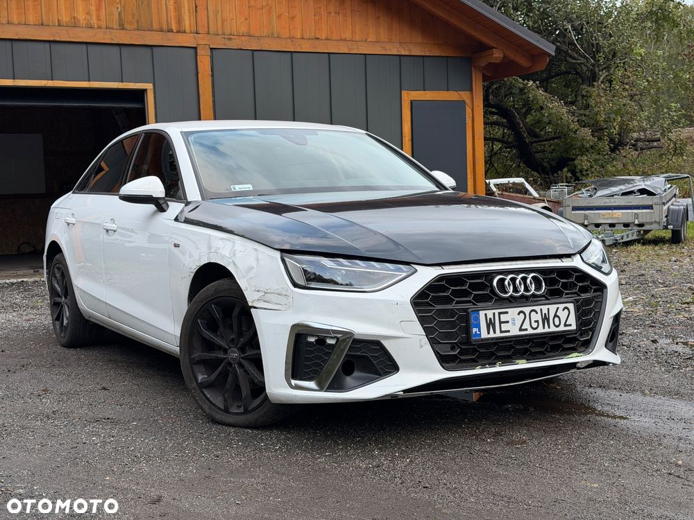 Audi A4 - 1