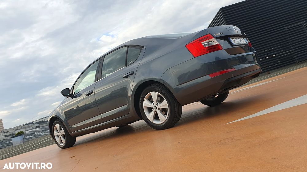 Skoda Octavia 1.2 TSI Business - 35