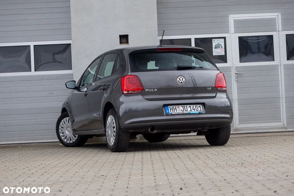 Volkswagen Polo 1.4 16V Comfortline - 9