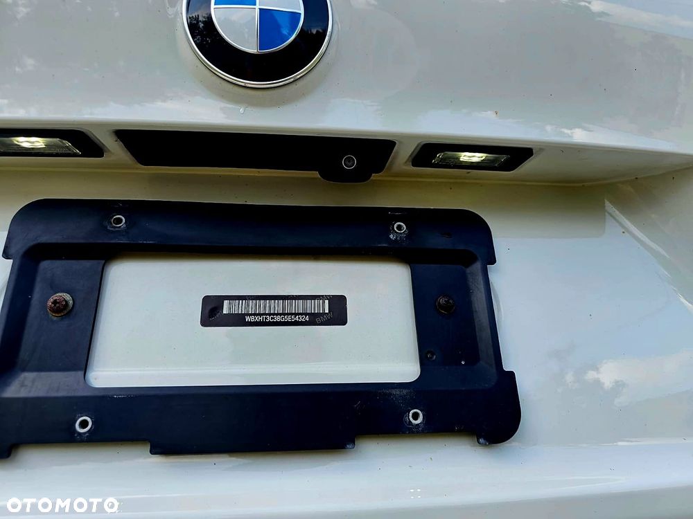 BMW X1 - 13