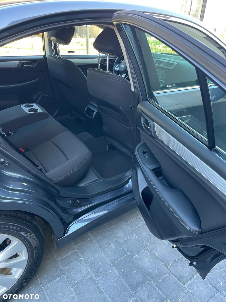 Subaru Legacy 2.5i Comfort - 11