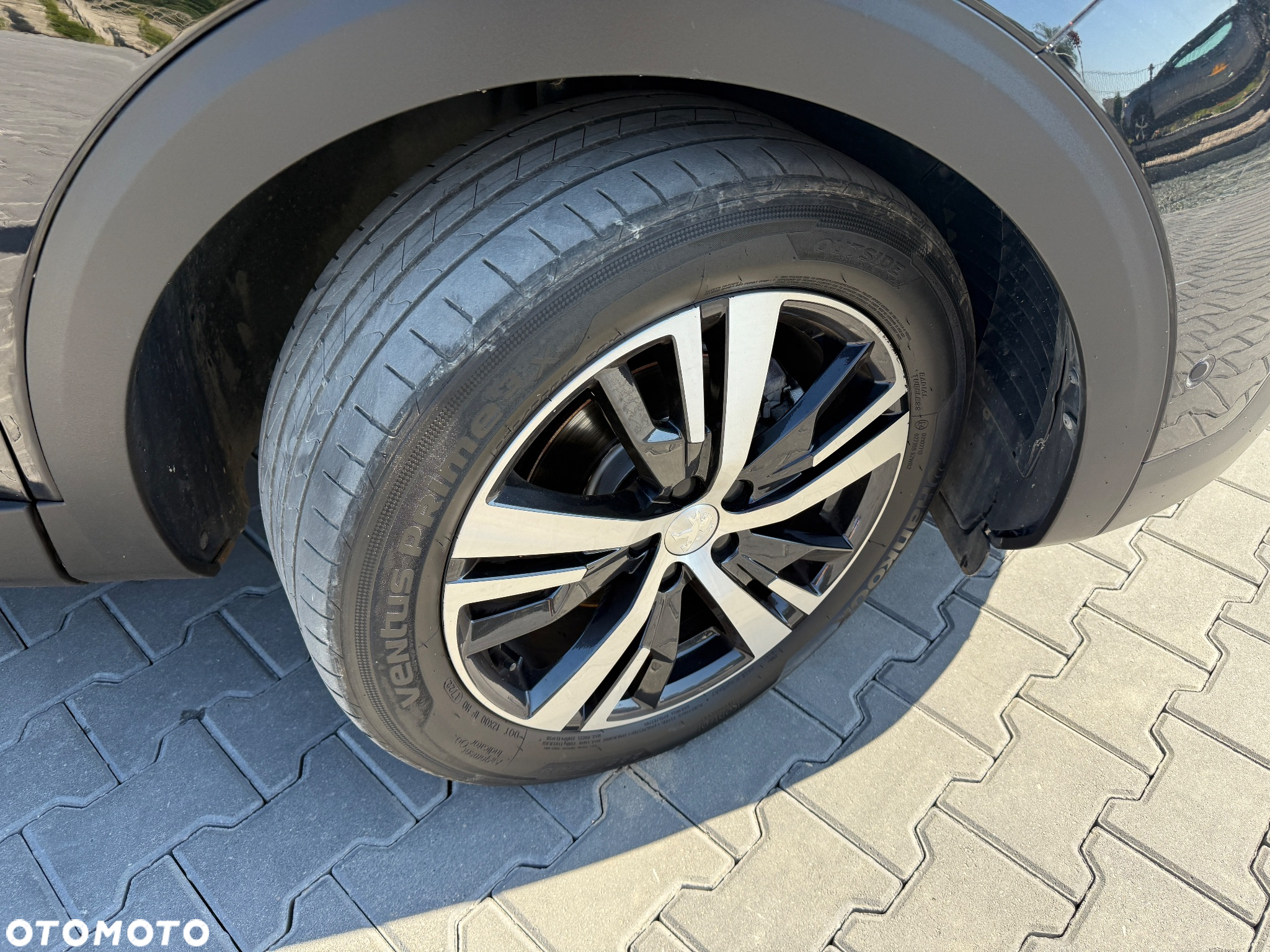 Peugeot 3008 PureTech 130 Stop & Start GPF Allure - 24