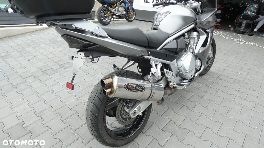 Suzuki Bandit - 10