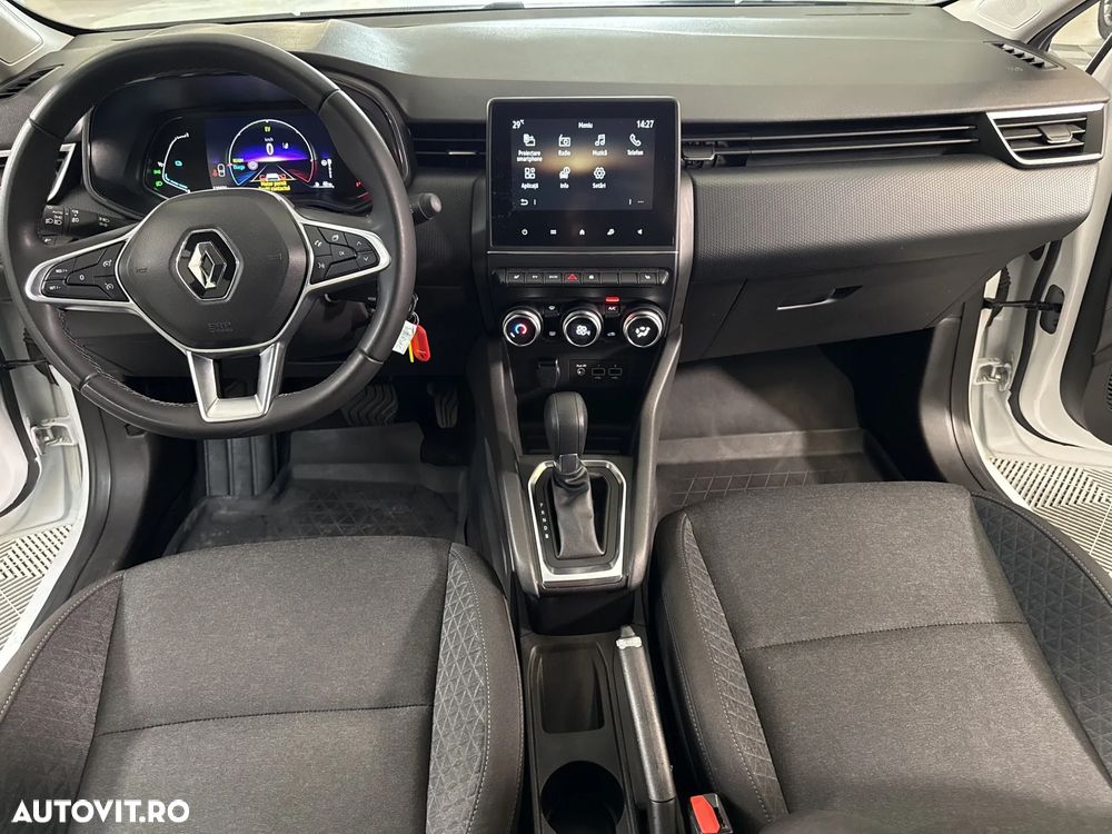 Renault Clio - 10