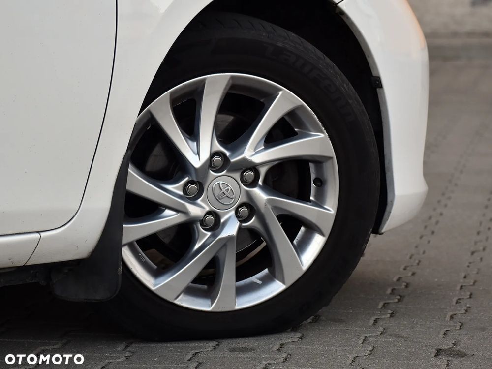 Toyota Auris 1.4 D-4D Active - 14