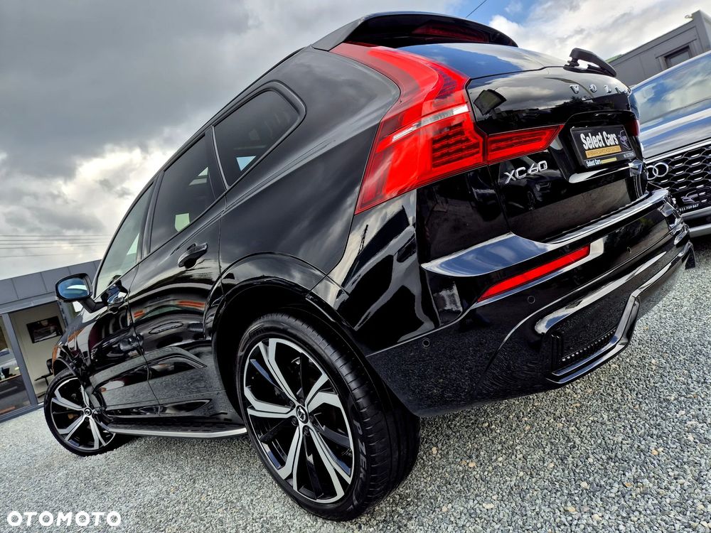 Volvo XC 60 T6 AWD Ultra Black Edition - 40